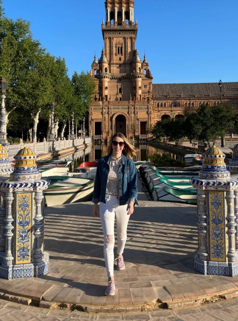 Amanda in Spain Travel Services(1)